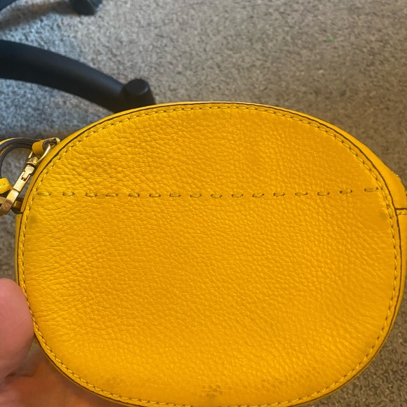 Tory Burch McGraw Round Leather Yellow Marigold Crossbody Purse Bag Tassels - Picture 6 of 9